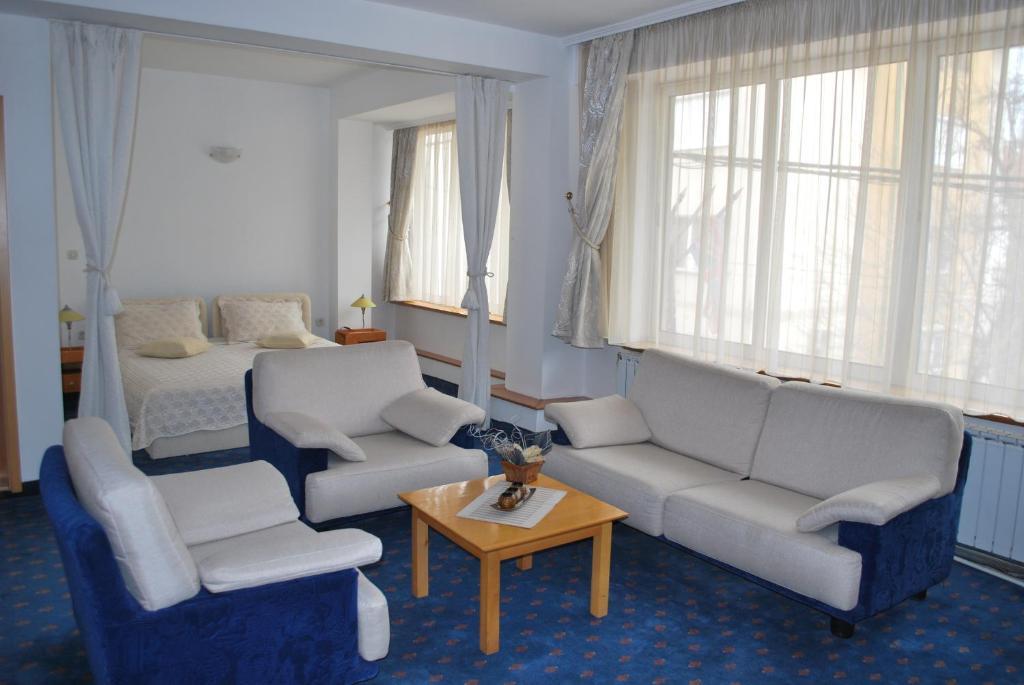 Hotel Residence Inn Skopje Exterior photo